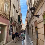 Poluotok 2 Апартаменты *