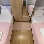 Poluotok 2 * Задар